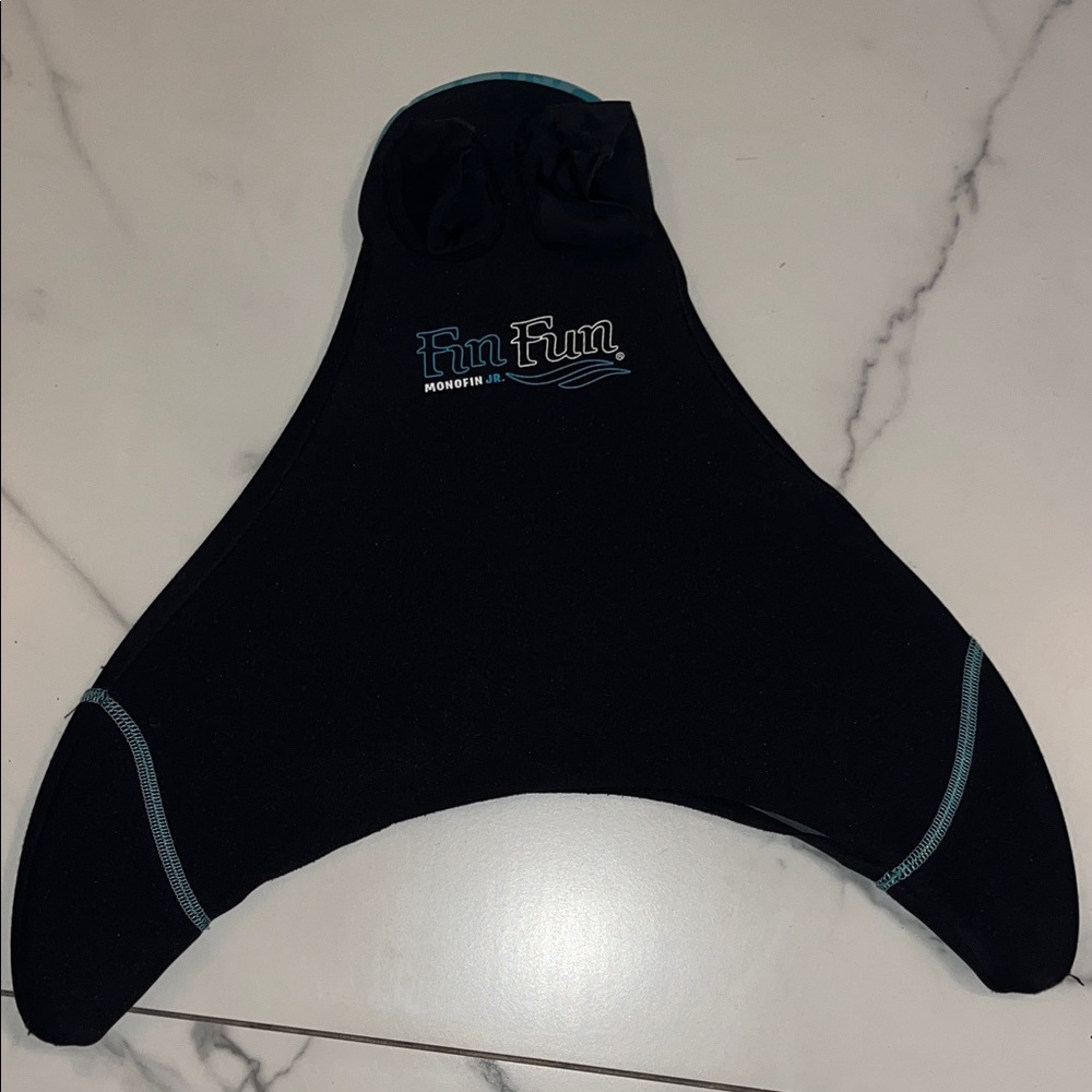 FIN FUN MONOFIN JR. NWOT